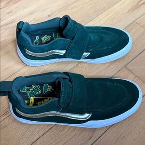 Vans Kyle walker Dark Green and Gold skateboarding Sneakers size 8
